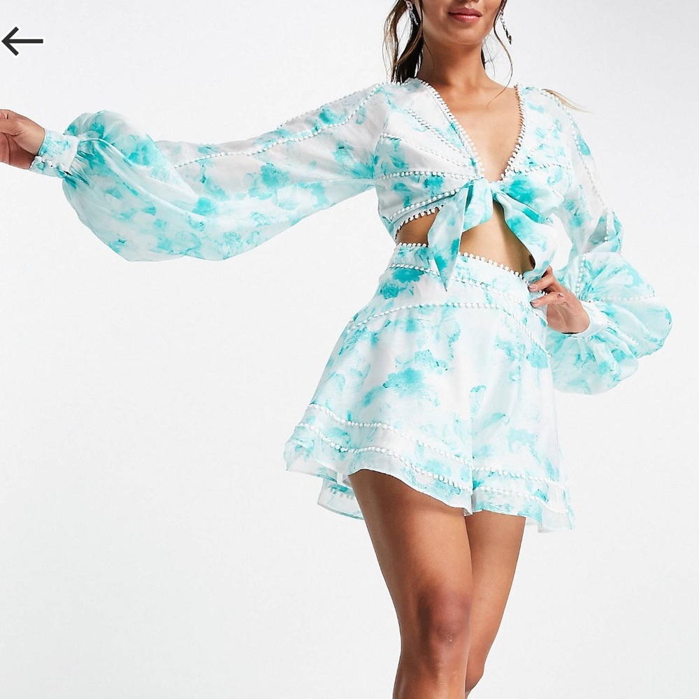 Floral print tie crop top and shorts set - 2